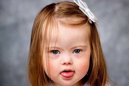 Three-year-old Rathcoole girl with Down Syndrome becomes face of Irish fashion line Little Bow Pip