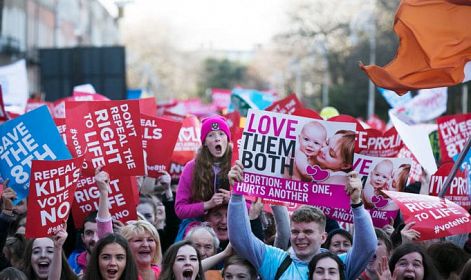 Precious Life welcome news of Judicial Review on referendum on the eighth amendment